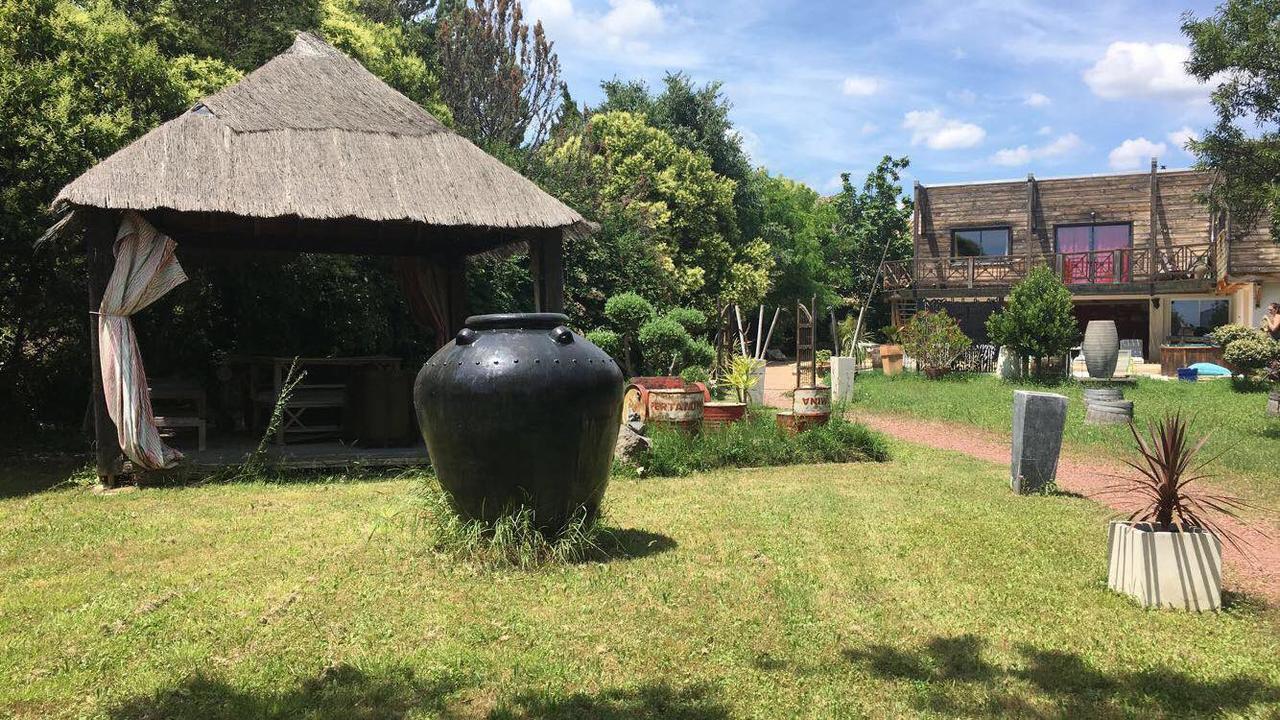 Bed and Breakfast Esprit D'Ailleurs Baillargues Esterno foto